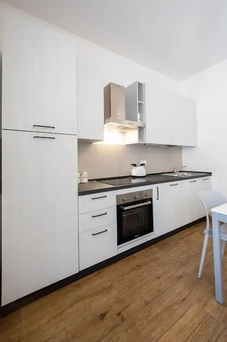 Raggio Di Sole - Home For 4 Verona Apartment